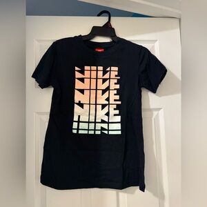 Nike Dark Blue T-Shirt with Red Tag